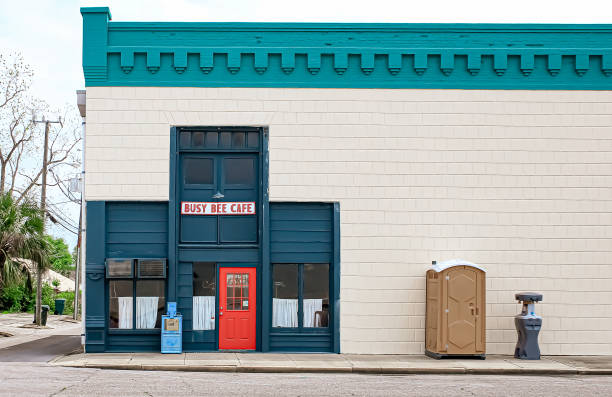 Best Porta potty rental near me  in Tiffin, IA